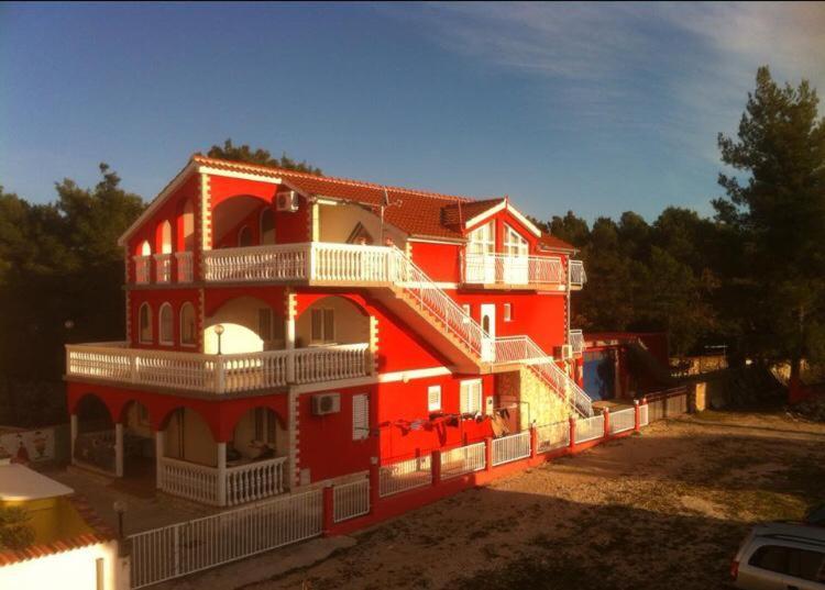Lipovac Resort Ficus Bilice Exterior photo
